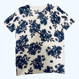 Elle Women’s Blue and black floral cotton sweater tee